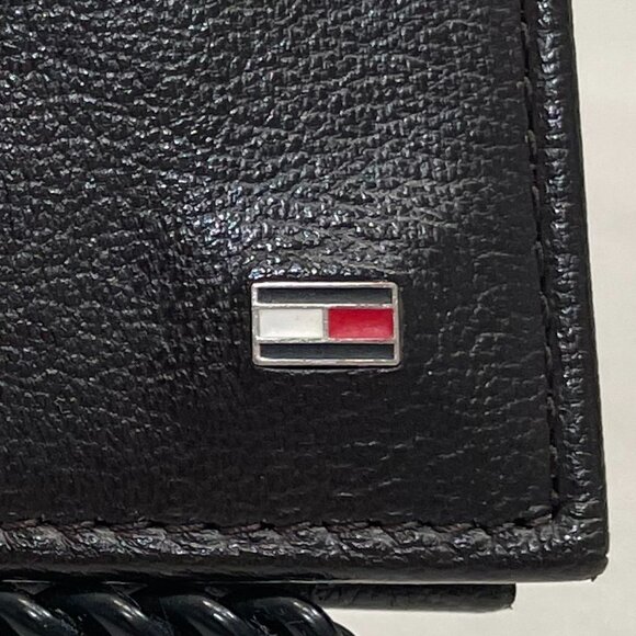 Tommy Hilfiger Men's Classic Logo Bifold Dark Brown Leather Wallet - Picture 3 of 13